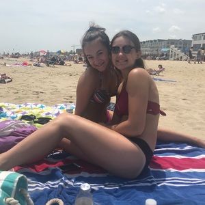 Meet your Posher, Karalyn